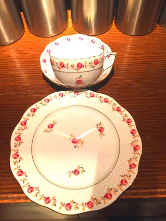 カップアンドソーサ